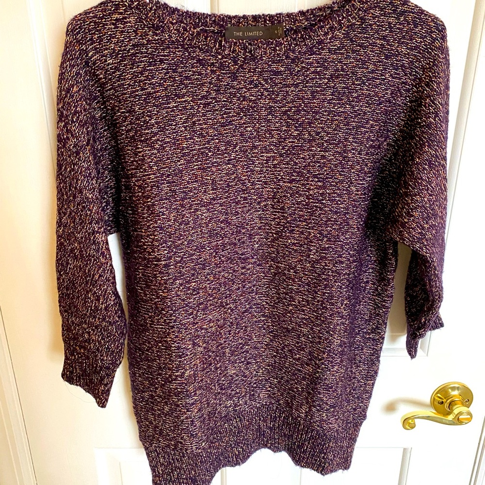 Size small Limited Brand sweater.
